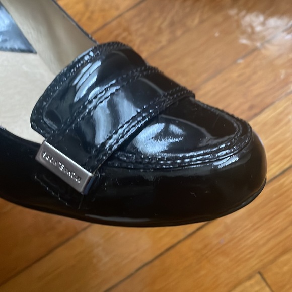 EUC Michael Kors Lattington Pump (black patent finish) - original box - Picture 9 of 12